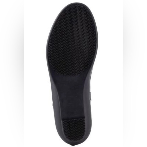 CHARTER CLUB RAIN BOOTS 6M. Removable Insole Goring Cloudburst Round Toe boots. - Picture 3 of 4